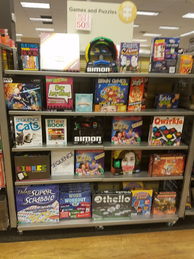 Book Store «Books-A-Million», reviews and photos, 994 Breckenridge Ln, Louisville, KY 40207, USA