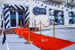 "RATE" restourant & lounge image