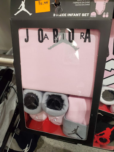 Shoe Store «WSS», reviews and photos, 6200 Pacific Blvd, Huntington Park, CA 90255, USA