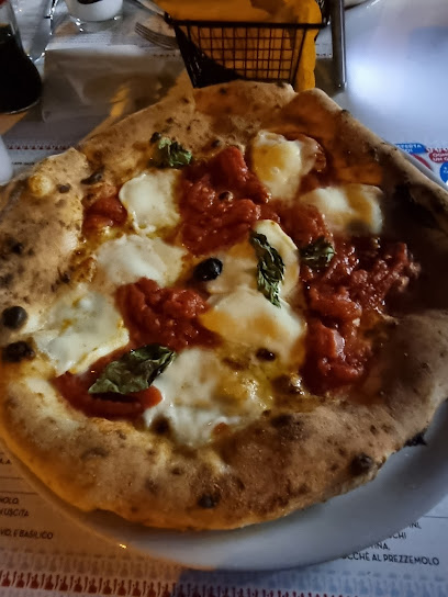 Pizzeria Made In Naples - Via Samuele Morse, 161, 41124 Modena MO, Italy