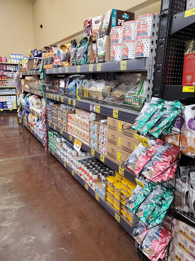 Grocery Store «Grocery Outlet Bargain Market», reviews and photos, 2060 River Rd, Eugene, OR 97404, USA