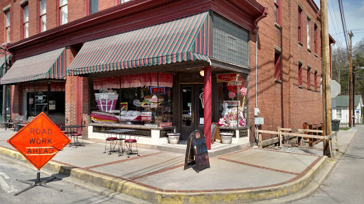 Ice Cream Shop «Corner Shop», reviews and photos, 171 Main St, Bramwell, WV 24715, USA