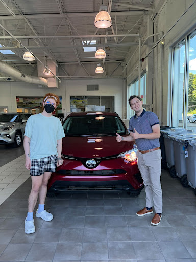 Toyota Dealer «Day Toyota», reviews and photos, 1110 Clairton Blvd, Pleasant Hills, PA 15236, USA