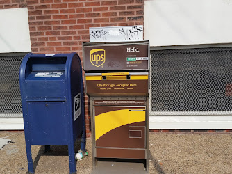 UPS Drop box