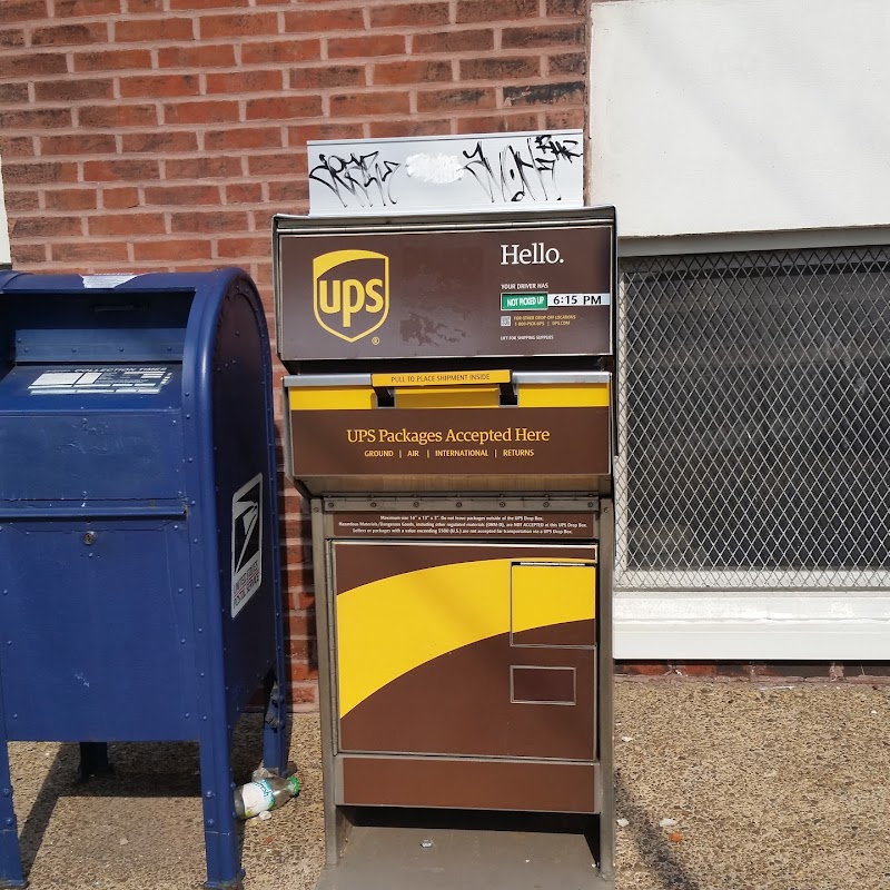 UPS Drop box