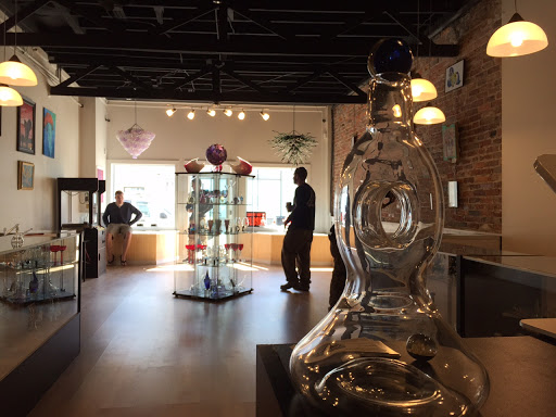 Glass Blower «Blue Dog Smoke Shop», reviews and photos, 802 Granby St, Norfolk, VA 23510, USA