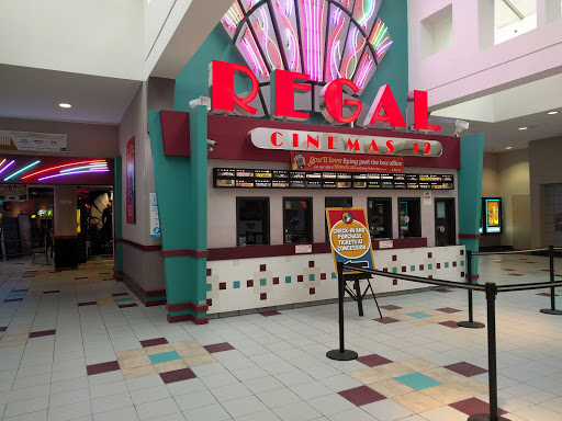Movie Theater «Regal Cinemas Ballston Common 12», reviews and photos