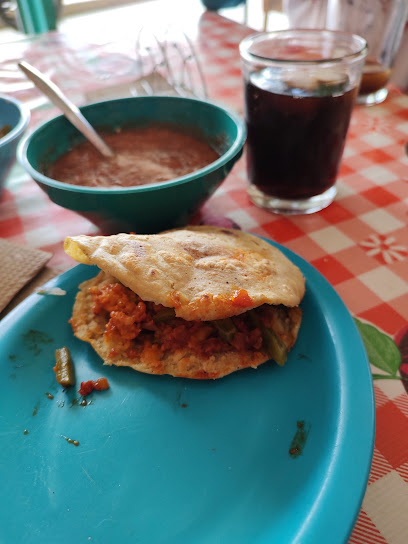 Tortillas de comal y cocina económica la luz - Blvd. Independencia 64, Santiago, 54660 Coyotepec, Méx., Mexico