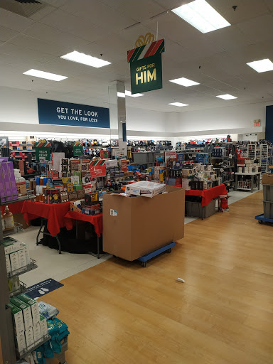 Department Store «Marshalls», reviews and photos, 455 Arsenal St, Watertown, MA • 02474, USA
