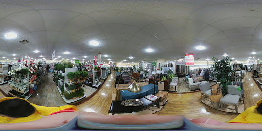 Department Store «HomeGoods», reviews and photos, 1444 E Golf Rd, Schaumburg, IL 60173, USA