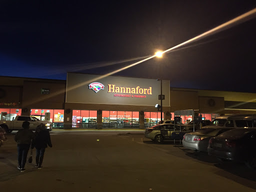 Grocery Store «Hannaford Supermarket», reviews and photos, 35 Elm St, Brunswick, ME 04011, USA