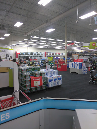 Office Supply Store «Staples», reviews and photos, 653 W Edgar Rd, Linden, NJ 07036, USA