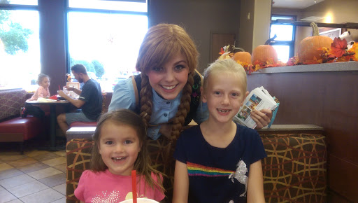 Fast Food Restaurant «Chick-fil-A», reviews and photos, 2533 S Market St, Gilbert, AZ 85295, USA