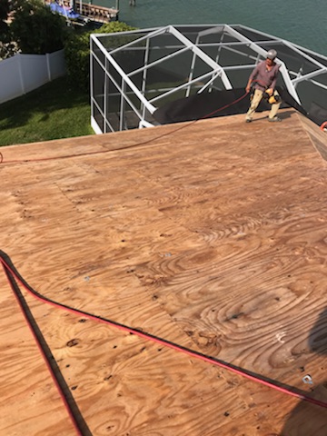 Roofing Contractor «Handyman Roofing», reviews and photos, 11327 43rd St N, Clearwater, FL 33762, USA