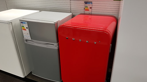 Shops to buy fridges in Helsinki