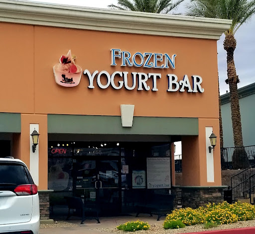 Island Frozen Yogurt Bar