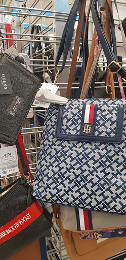 Clothing Store «Ross Dress for Less», reviews and photos, 550 John Ross Pkwy, Rock Hill, SC 29730, USA