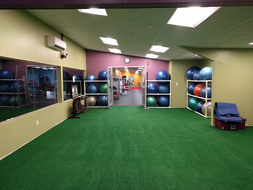 Gym «World Gym», reviews and photos, 384 Mark Tree Rd, Setauket- East Setauket, NY 11733, USA