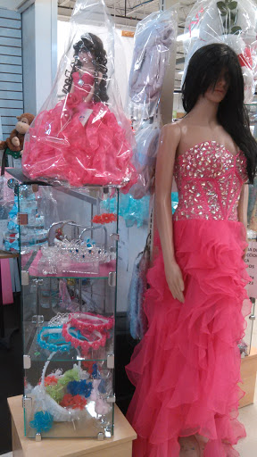 Thrift Store «Unique», reviews and photos, 2956 Gallows Rd, Falls Church, VA 22042, USA