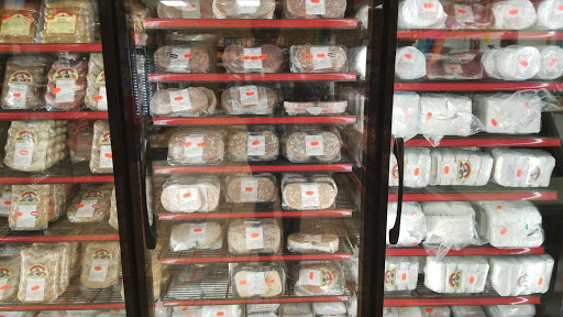 Butcher Shop «Von Hansons Meats», reviews and photos, 108 E 3rd St, Chaska, MN 55318, USA