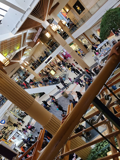 Shopping Mall «Stratford Square Mall», reviews and photos, 152 Stratford Dr, Bloomingdale, IL 60108, USA