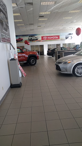 Toyota Dealer «Toyota of Muscatine», reviews and photos, 3000 IA-38, Muscatine, IA 52761, USA