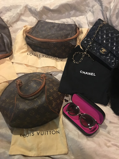 Consignment Shop «Mixed Nuts Boutique & Consignment», reviews and photos, 3415 Frederica Rd, Saint Simons Island, GA 31522, USA