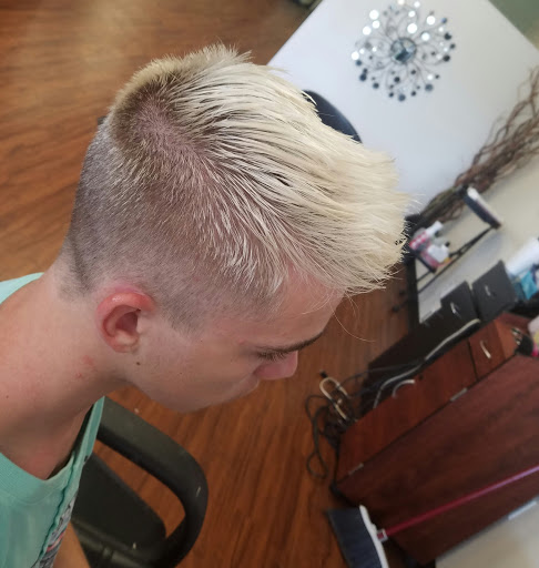 Hair Salon «Unique Hair Designs», reviews and photos, 3035 Rhea County Hwy, Dayton, TN 37321, USA