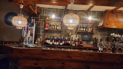 Cafe Bar Montecarlo - Rúa Diego Pazos, 1, 27600 Sarria, Lugo, Spain