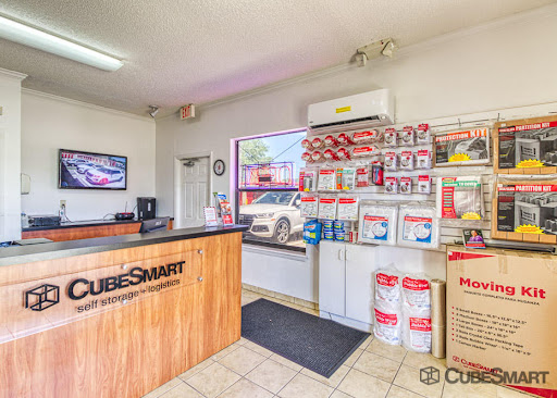 Self-Storage Facility «CubeSmart Self Storage», reviews and photos, 3508 S Orlando Dr, Sanford, FL 32773, USA