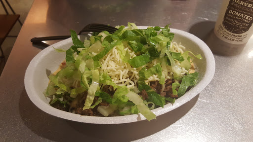 Mexican Restaurant «Chipotle Mexican Grill», reviews and photos, 3450 Dodge St, Dubuque, IA 52003, USA