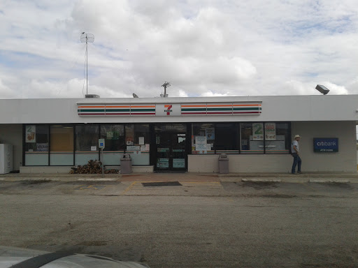 Convenience Store «7-Eleven», reviews and photos, 13954 IH 37 S, Elmendorf, TX 78112, USA