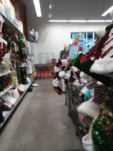 Shopping Mall «Woodlands Square», reviews and photos, 3150 Tampa Rd, Oldsmar, FL 34677, USA