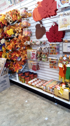 Dollar Store «Dollar Tree», reviews and photos, 433 E Sheridan St, Dania Beach, FL 33004, USA