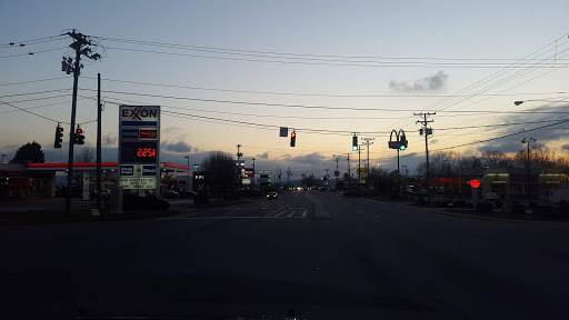 Shopping Mall «Blue Ridge Mall», reviews and photos, 1800 Four Seasons Blvd # 5, Hendersonville, NC 28792, USA