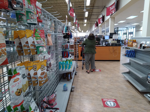 Clothing Store «Burlington Coat Factory», reviews and photos, 250 S Randall Rd, Elgin, IL 60123, USA