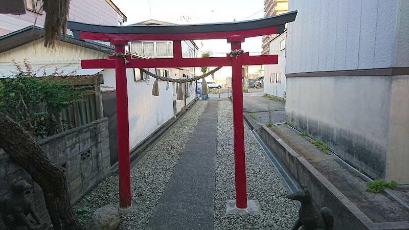 上亀ノ町稲荷神社