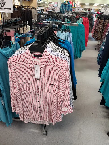 Shopping Mall «Marketplace Mall», reviews and photos, 2101 Peters Creek Pkwy, Winston-Salem, NC 27127, USA