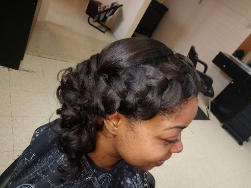 Hair Salon «Dominican Hair Salon», reviews and photos, 4409 N Tryon St G, Charlotte, NC 28213, USA