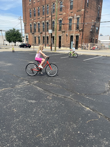 Bicycle Store «Reser Bicycle Outfitters», reviews and photos, 648 Monmouth St, Newport, KY 41071, USA