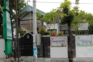 PURWODININGRATAN PUBLIC HEALTH CENTER image