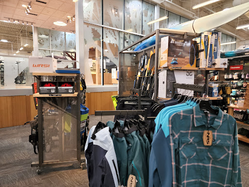Camping Store «REI», reviews and photos, 1789 28th St, Boulder, CO 80301, USA