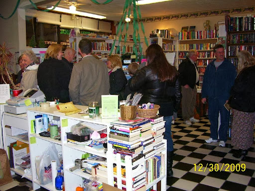 Used Book Store «The Book Oasis», reviews and photos, 311 Main St, Stoneham, MA 02180, USA