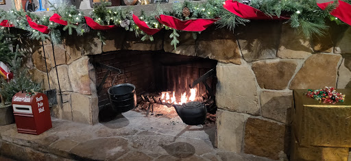 American Restaurant «Cracker Barrel Old Country Store», reviews and photos, 4001 S Frontage Rd, Vicksburg, MS 39180, USA