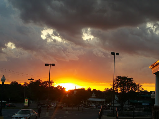 Shopping Mall «Walnut Hill Shopping Center», reviews and photos, 16529 S Frederick Ave, Gaithersburg, MD 20877, USA