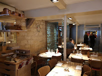 Atmosphère du Restaurant français Le Villaret à Paris - n°15