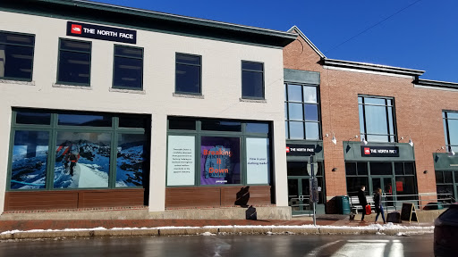 Clothing Store «The North Face Outlet», reviews and photos, 5 Bow St, Freeport, ME 04032, USA