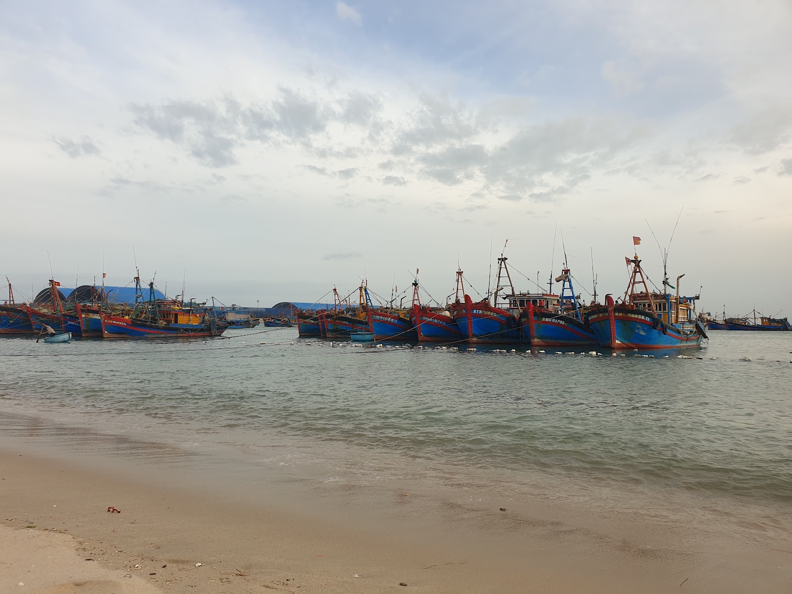 Photo de Tuy Phong Beach avec un niveau de propreté de sale