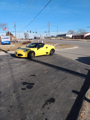 Auto Body Shop «Maaco Collision Repair & Auto Painting», reviews and photos, 8916 Troost Ave, Kansas City, MO 64131, USA