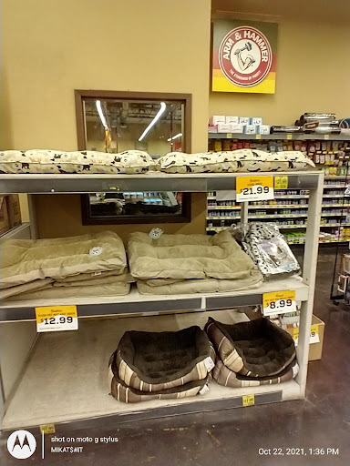 Shopping Mall «Burns Valley Mall», reviews and photos, Olympic Dr, Clearlake, CA 95422, USA